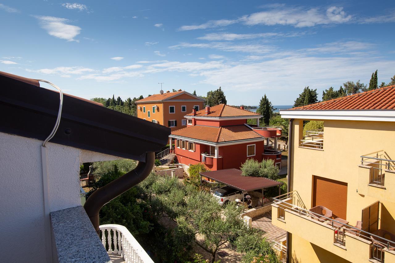 Apartments Michelle Umag Luaran gambar