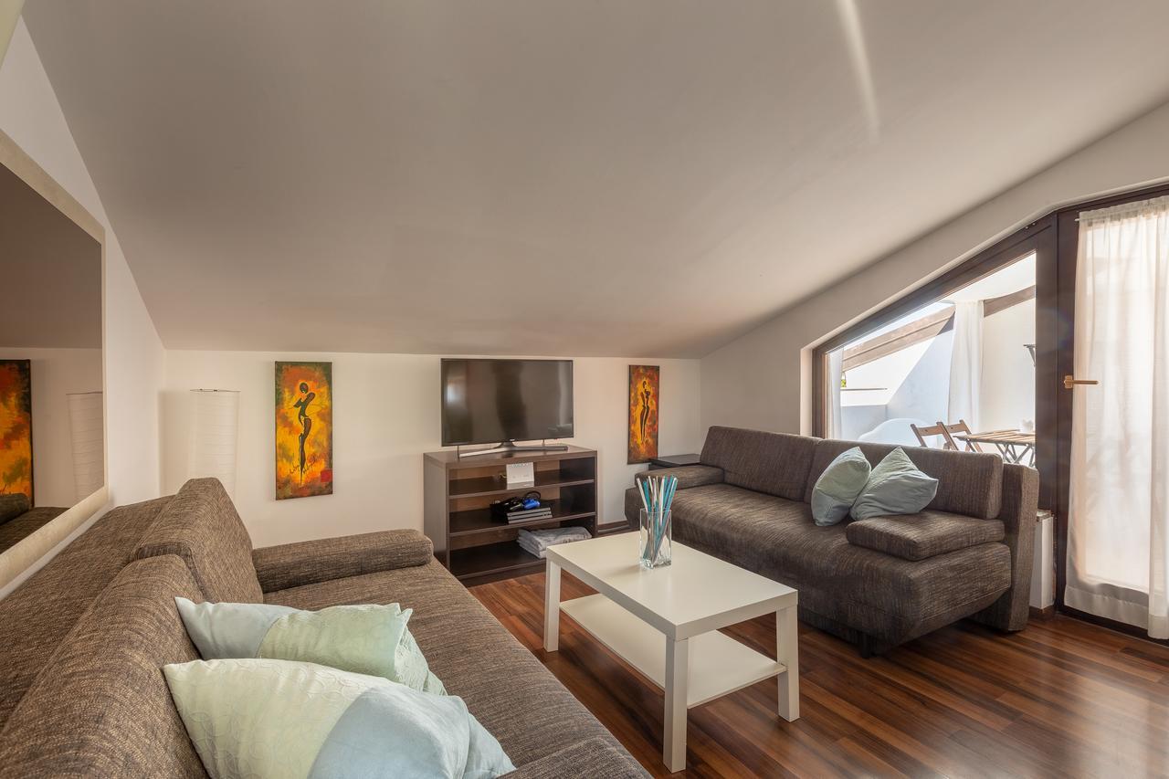 Apartments Michelle Umag Luaran gambar